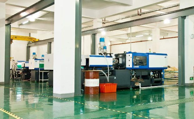 注塑模具成型制品，如果表面有裂紋該如何解決？